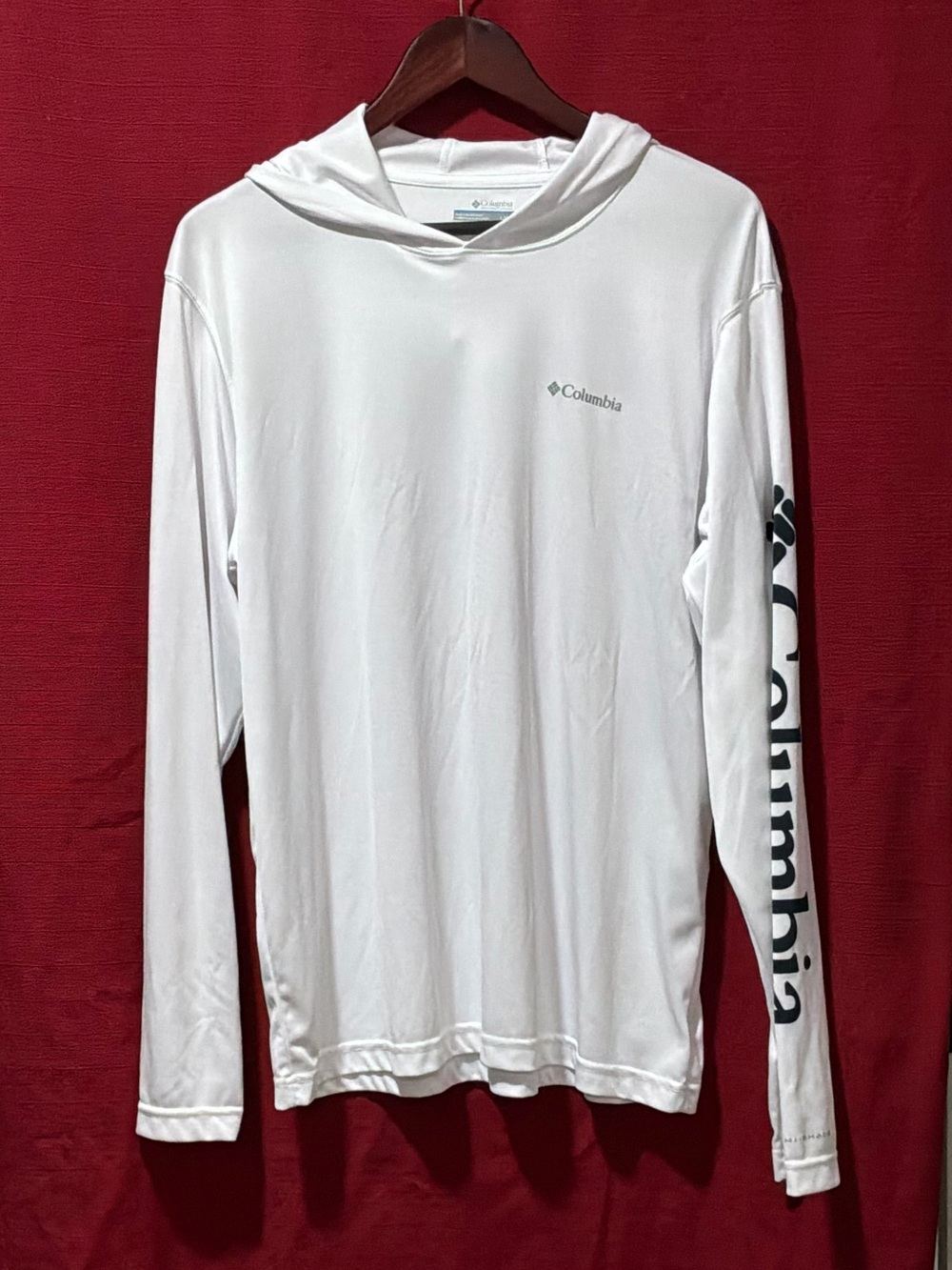 Columbia White Long-Sleeve Hooded Performance Shirt
